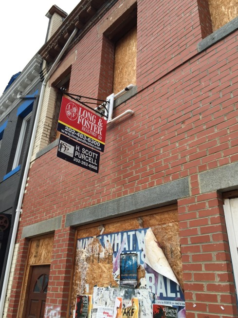 Storefront That Was Supposed to Become Sin Bin Sports Bar Now Up For Lease